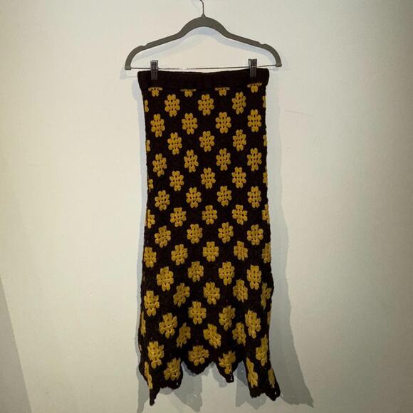 Brown and Yellow Crochet Floral Maxi Skirt L - Picture 4 of 4